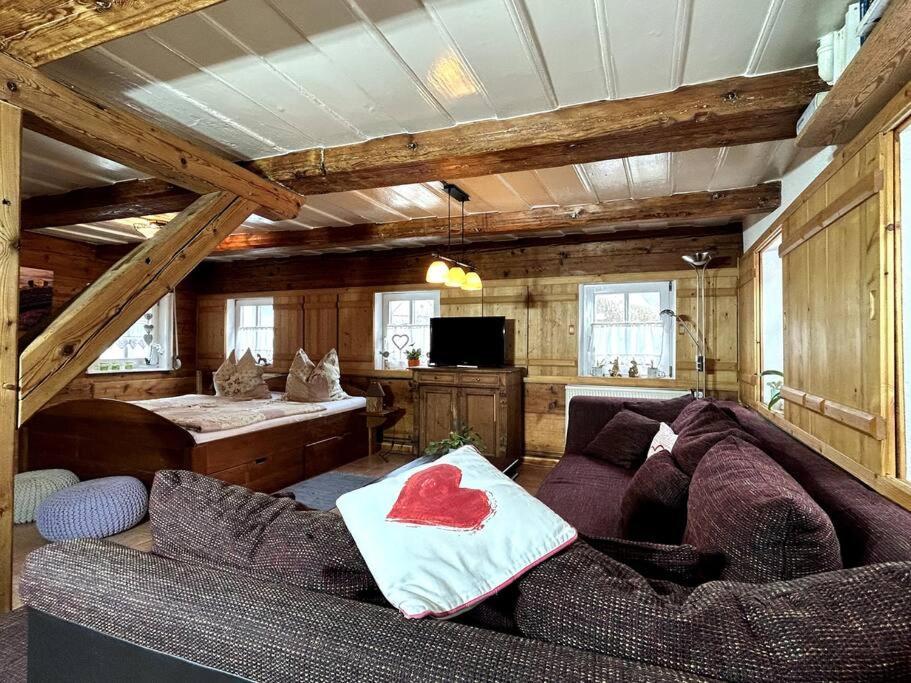 Rustikales Studio-Apartment Blockstube Im Haus Selma Großschönau Buitenkant foto